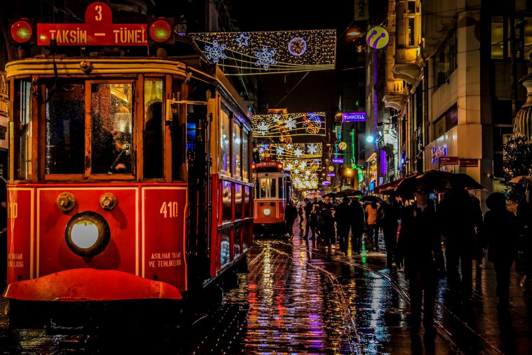 What to See in Istanbul at Night