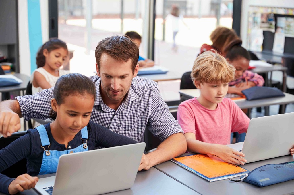 Beyond Textbooks: How Technology Can Enhance Learning in the Classroom